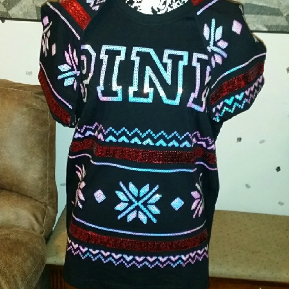 NIB VICTORIA'S SECRET PINK 2016 HOLIDAY CREW SHIRT